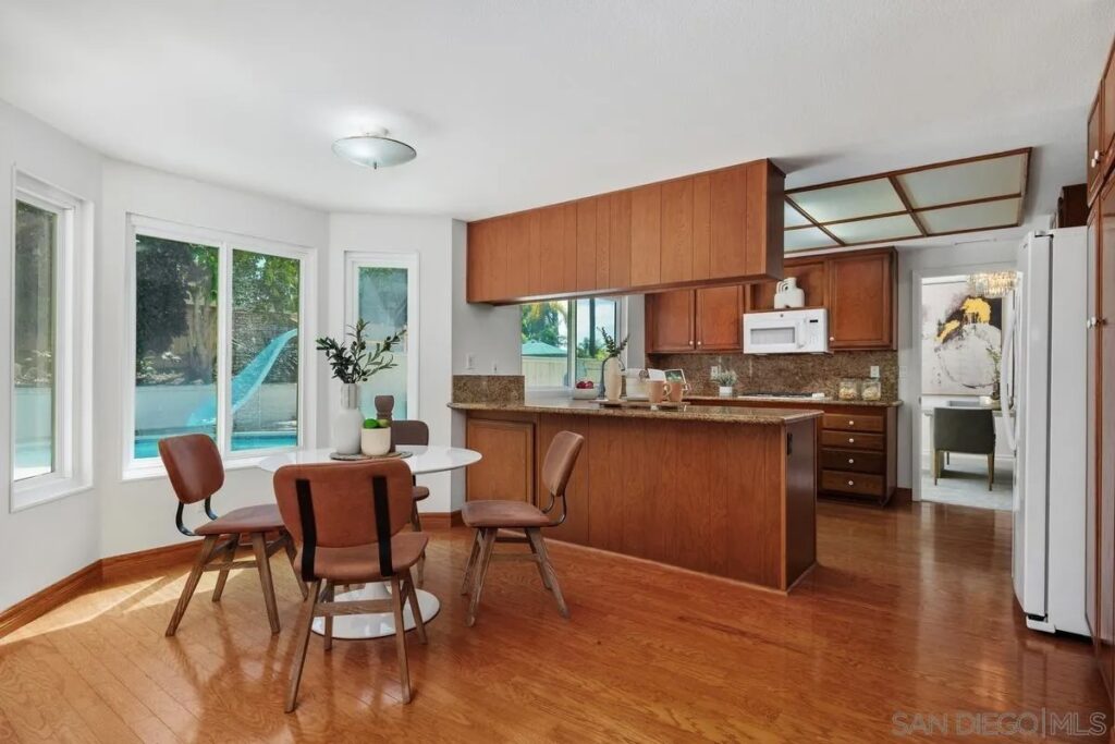 Photo 7 of 17 for 13292 Norcroft Rd